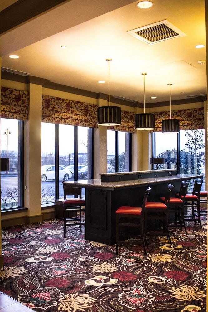 Hilton Garden Inn Pittsburgh/Cranberry Крэнберри-Тауншип Экстерьер фото